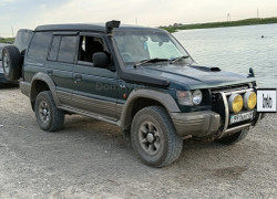 Mitsubishi Pajero 1995 года