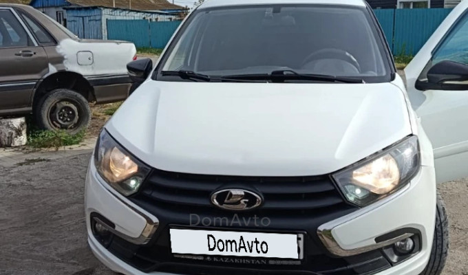ВАЗ (Lada) Granta 2022 года