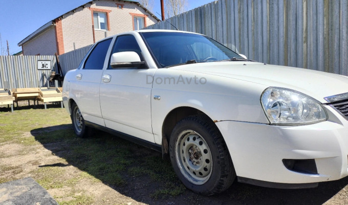 ВАЗ (Lada) Priora 2011 года