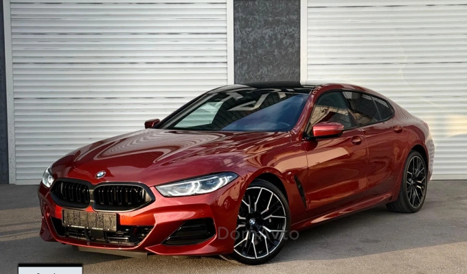 BMW 8 серия 2023 года