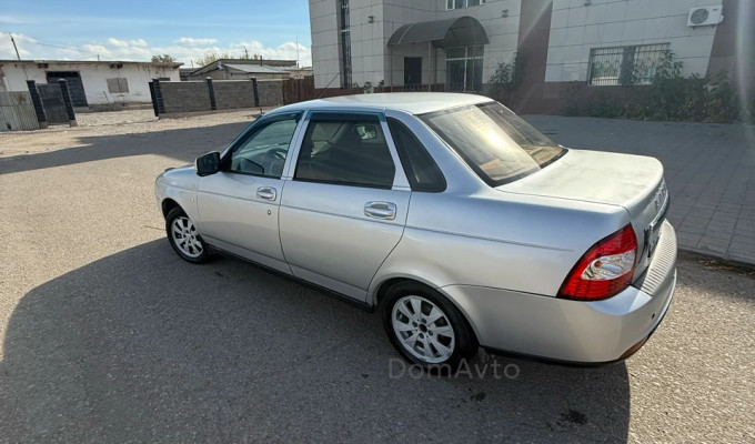 ВАЗ (Lada) Priora 2012 года