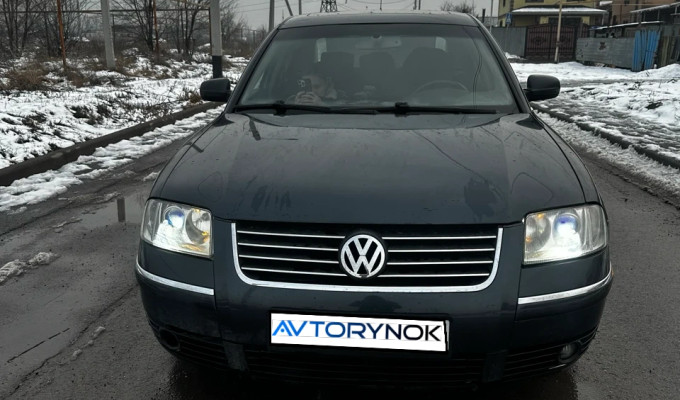 Volkswagen Passat 2003 года