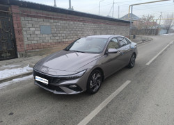 Hyundai Elantra 2025 года
