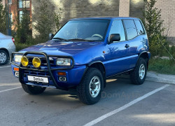 Nissan Terrano 1995 года