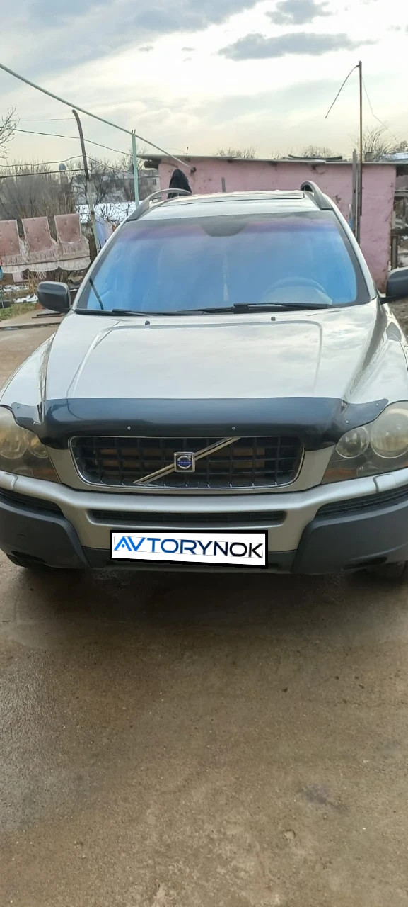 Volvo XC90, 2004