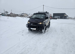 Mitsubishi Delica 1995 года