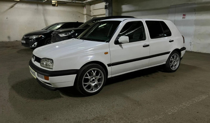 Volkswagen Golf 1995 года