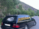 Mercedes-Benz E-Класс 2001 года