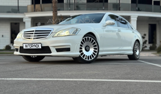 Mercedes-Benz S-Класс 2007 года