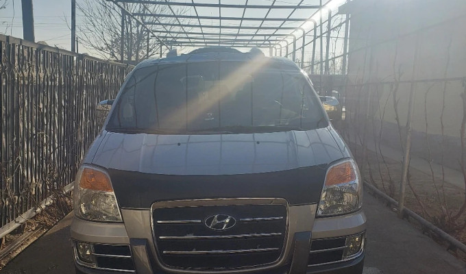 Hyundai Starex 2004 года