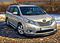 Toyota Sienna 2016 года