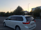 Toyota Sienna 2015 года