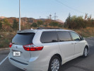 Toyota Sienna 2015 года