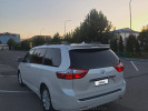 Toyota Sienna 2015 года