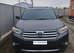 Toyota Highlander 2012 года