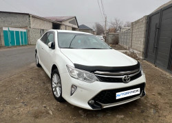 Toyota Camry 2015 года