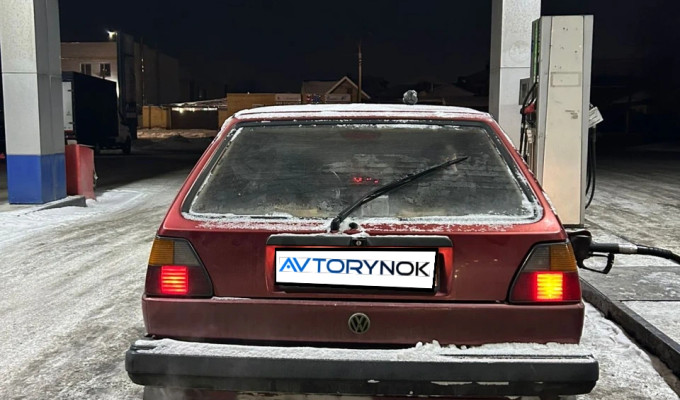 Volkswagen Golf 1990 года