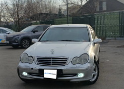 Mercedes-Benz C-Класс 2001 года