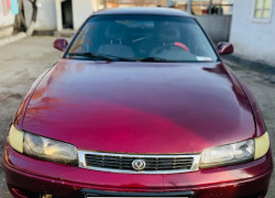 Mazda 626 1993 года