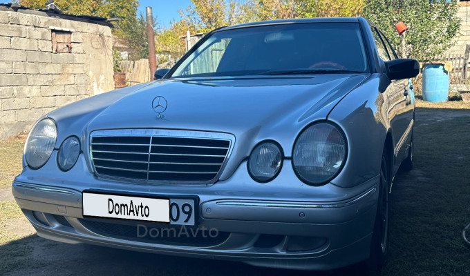 Mercedes-Benz E-Класс 1999 года
