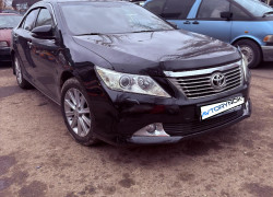 Toyota Camry 2012 года
