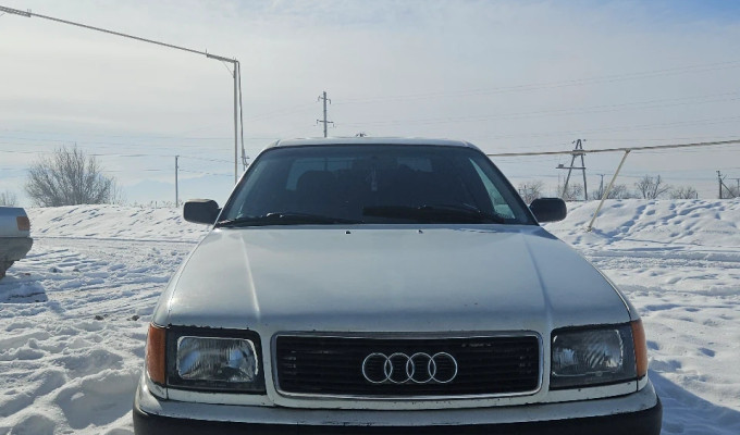 Audi 100 1993 года