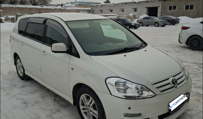 Toyota Ipsum 2004 года