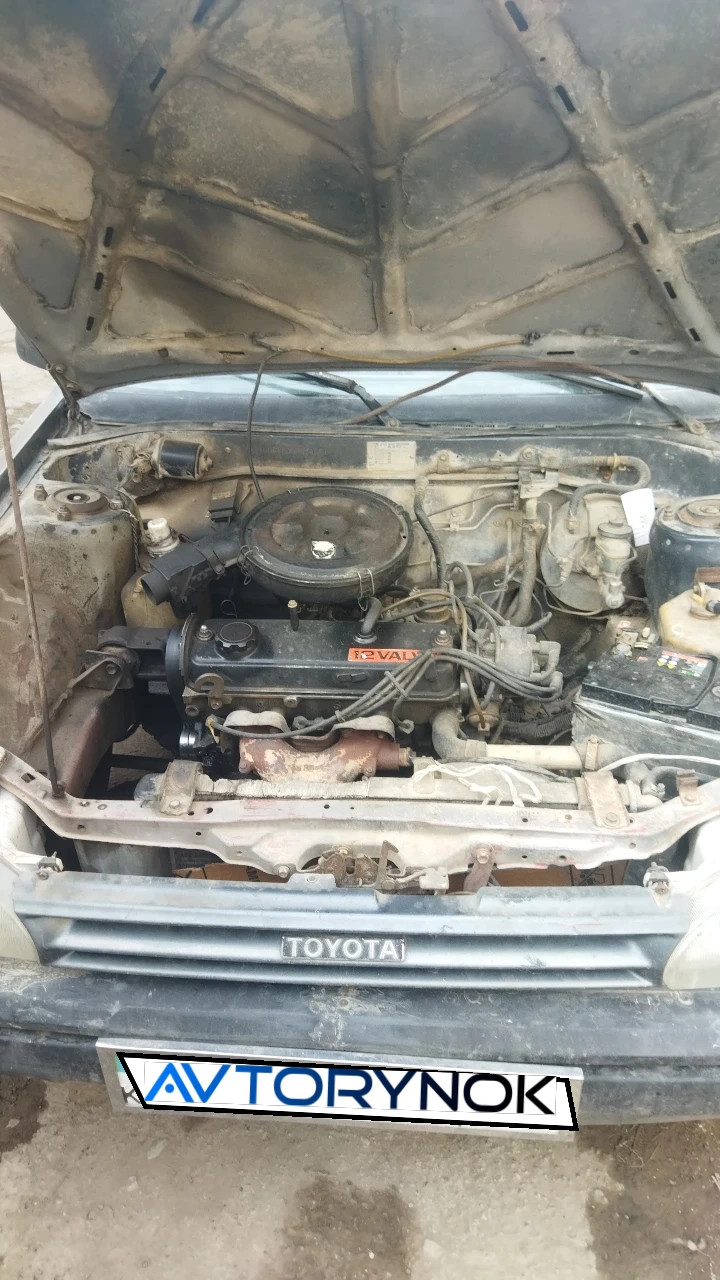 Toyota Corolla, 1988
