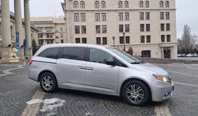 Honda Odyssey 2013 года