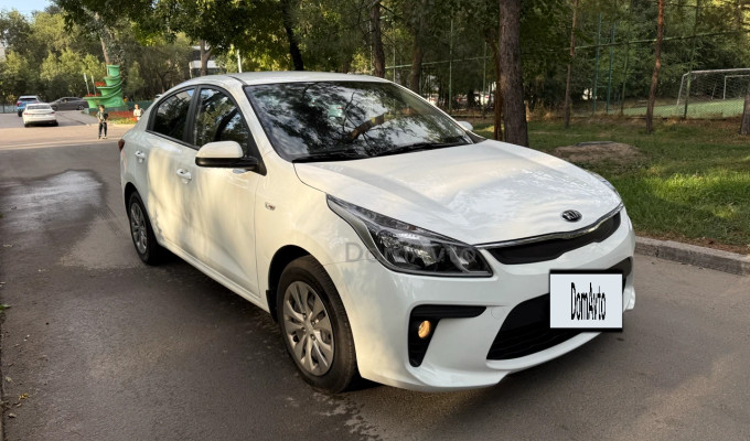 Kia Rio 2020 года