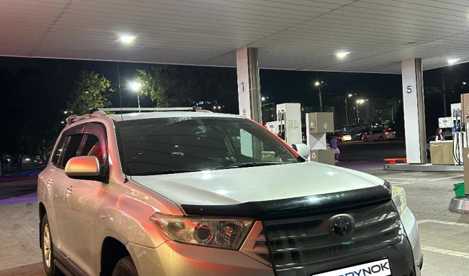 Toyota Highlander 2011 года