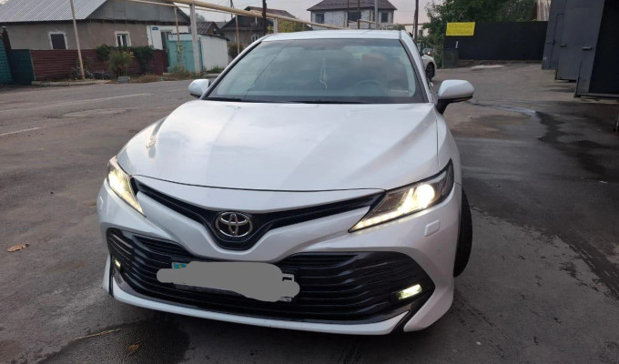 Toyota Camry 2018 года