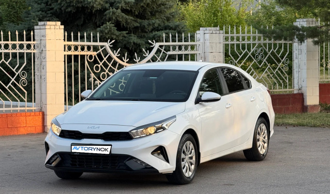 Kia Cerato 2023 года