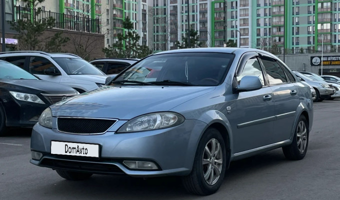 Daewoo Gentra 2014 года