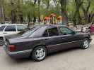 Mercedes-Benz E-Класс 1993 года