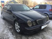 Mercedes-Benz E-Класс 2002 года