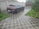 Porsche Taycan 2023 года