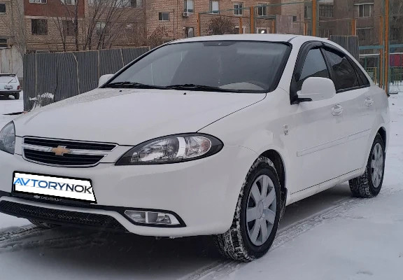 Daewoo Gentra 2014 года