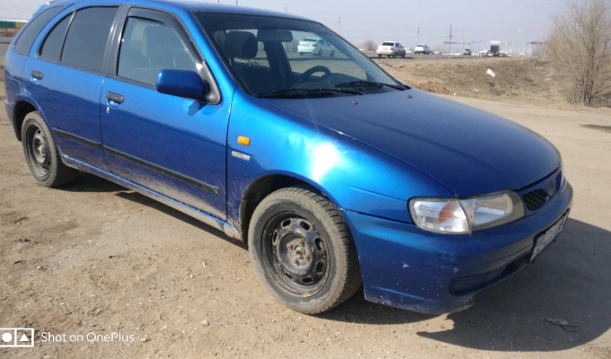 Nissan Almera 1999 года