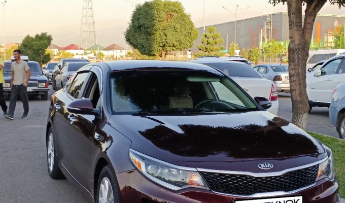 Kia Optima 2016 года