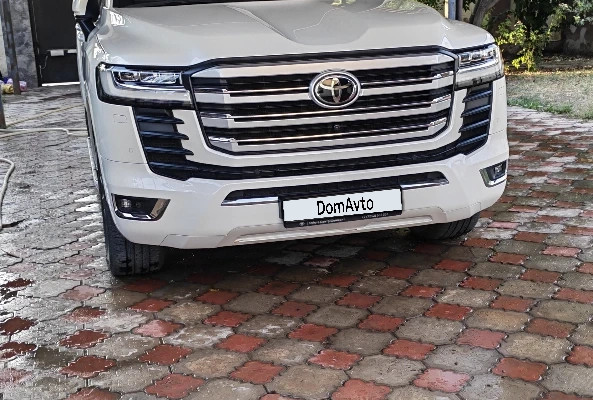 Toyota Land Cruiser 2021 года