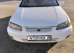 Toyota Camry 1998 года