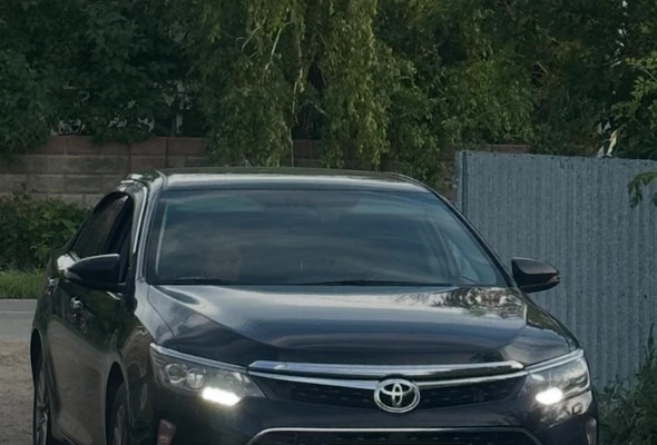 Toyota Camry 2017 года