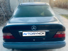 Mercedes-Benz E-Класс 1993 года