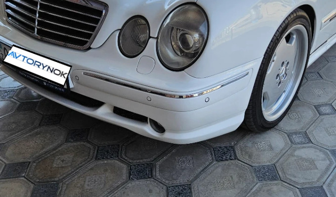 Mercedes-Benz E-Класс 2002 года