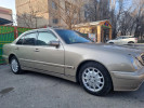 Mercedes-Benz E-Класс 2001 года
