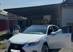 Lexus ES 2016 года