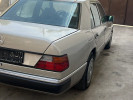 Mercedes-Benz E-Класс 1989 года