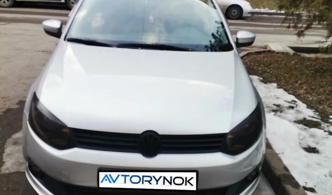 Volkswagen Polo 2012 года