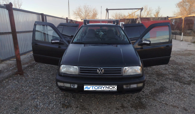 Volkswagen Vento 1992 года